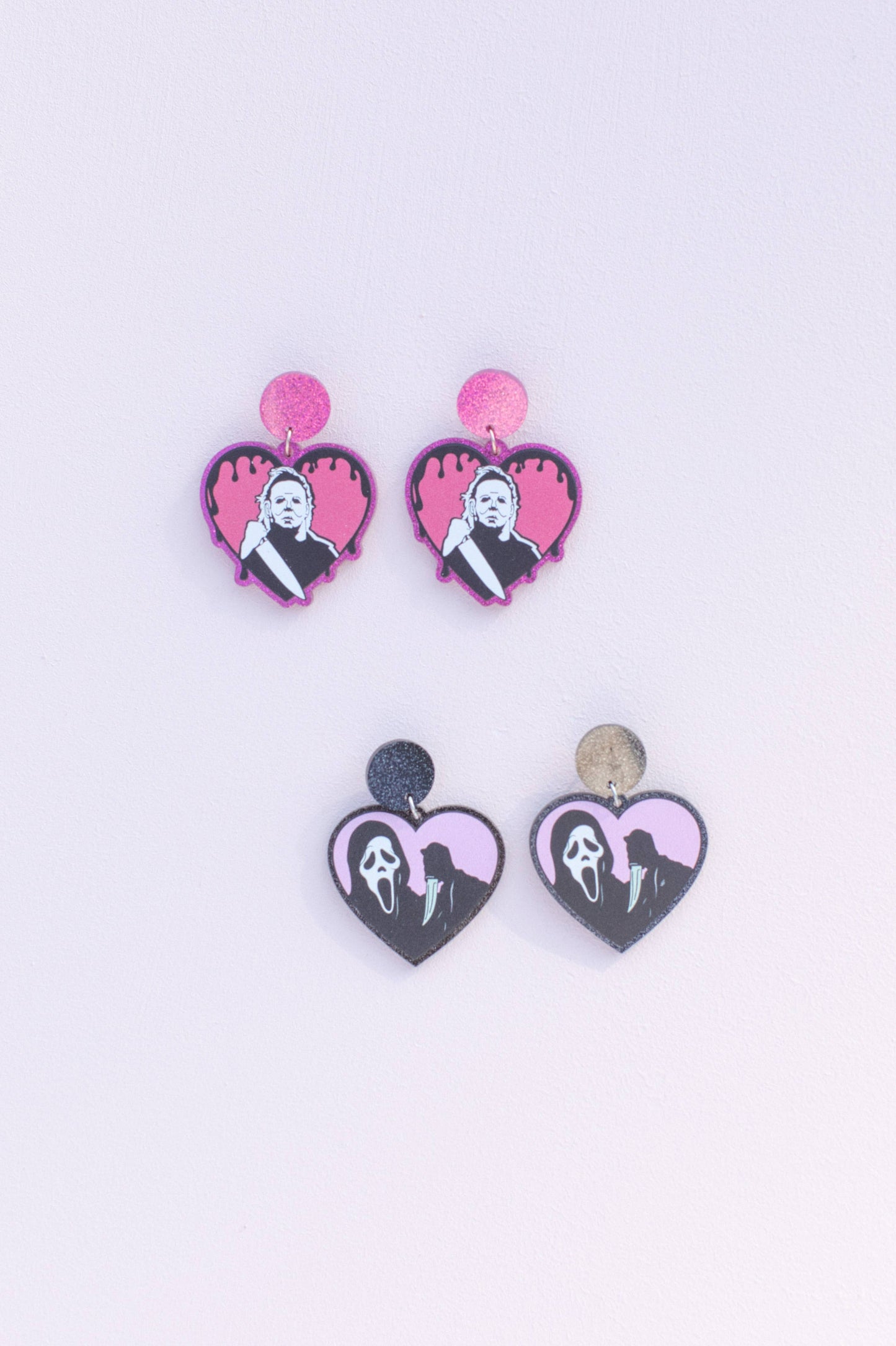 Halloween Earrings: Scream